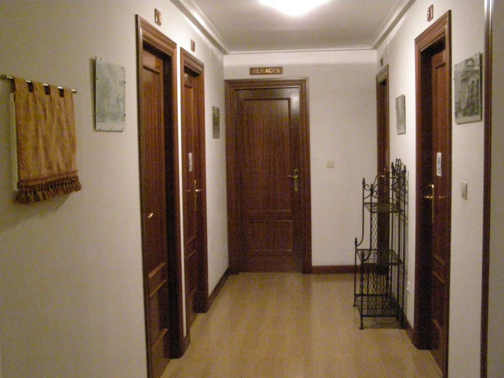 Pension Las Matillas Miranda de Ebro Buitenkant foto